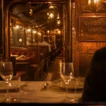 Restaurant insolite lyon, vue panoramique, table en braille